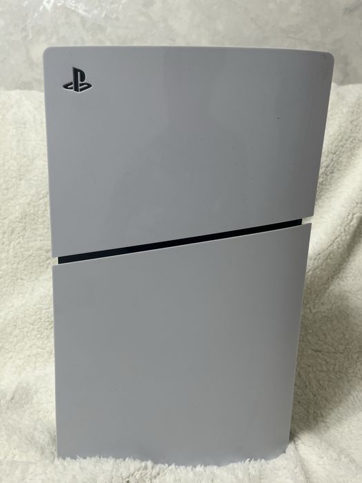 Продам Playstation 5 Slim
