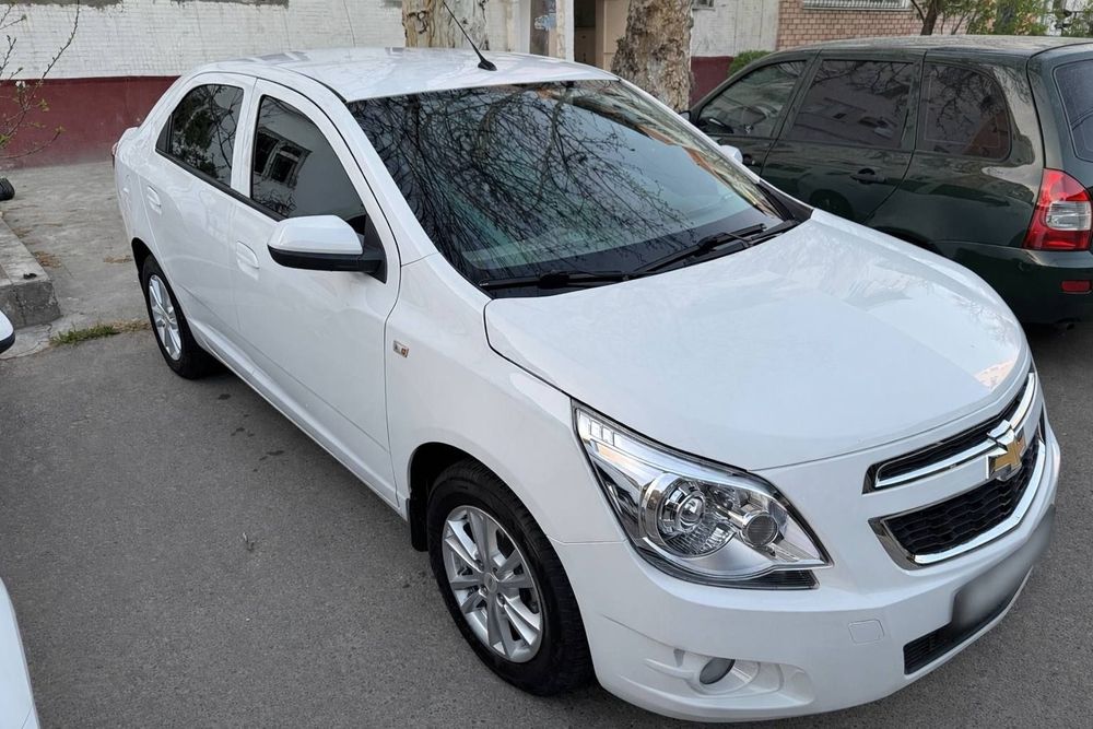 Chevrolet Cobalt 2023 — 3