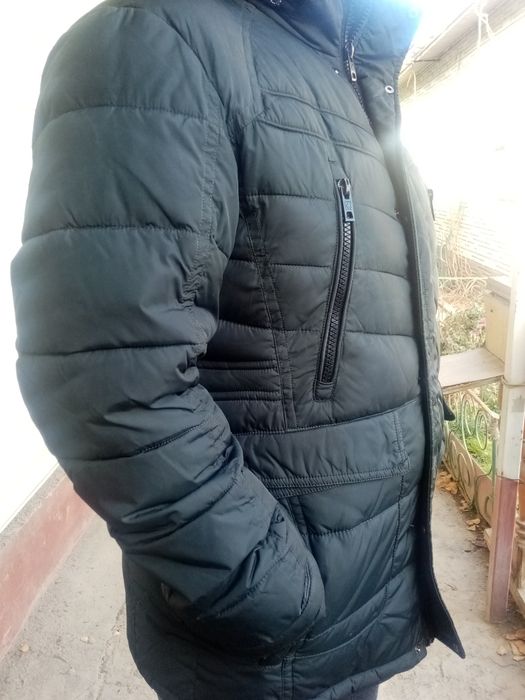 Пуховик зимний, гусиный пух, тёплая.