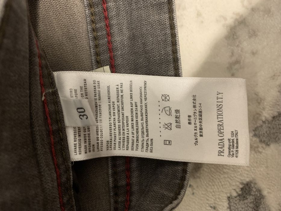 Blugi prada slim fit