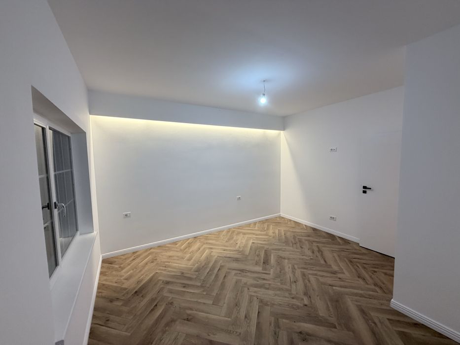 Persoana fizica! Casa finalizata 505 m teren Izolatie vata beci  Visan