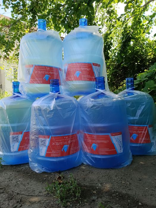 Доставка воды 19л.