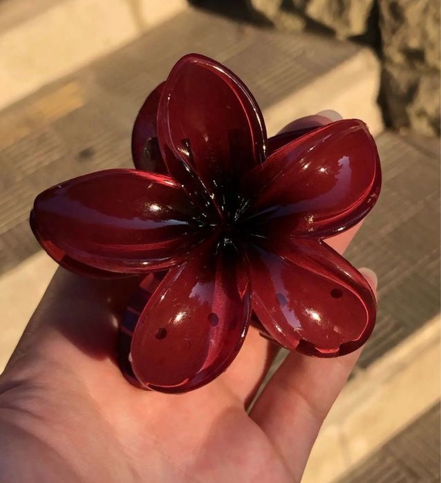 Крабик цветок для волос