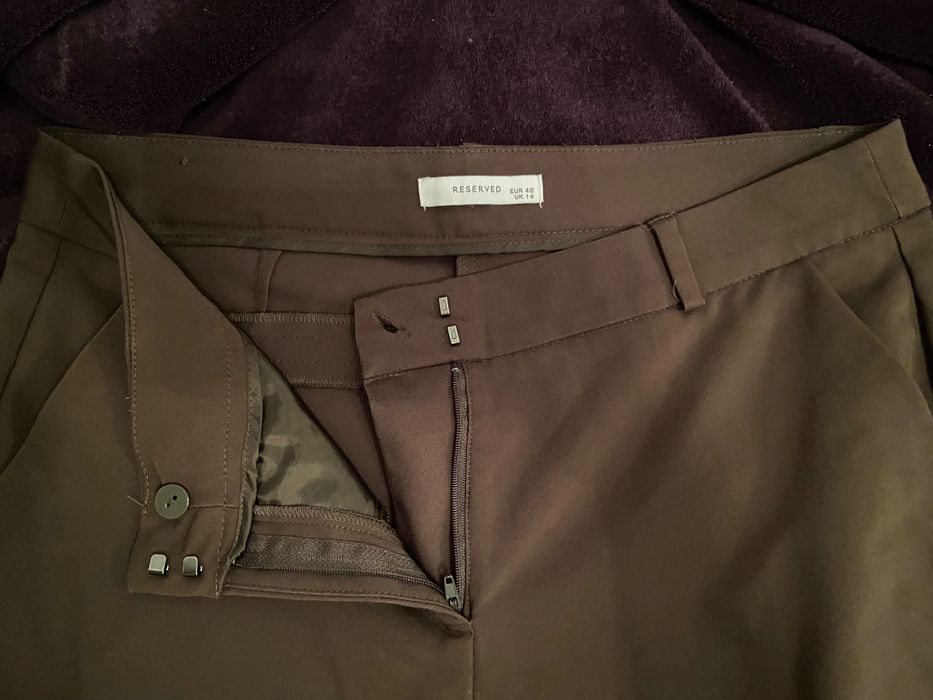 Pantaloni damă Reserved