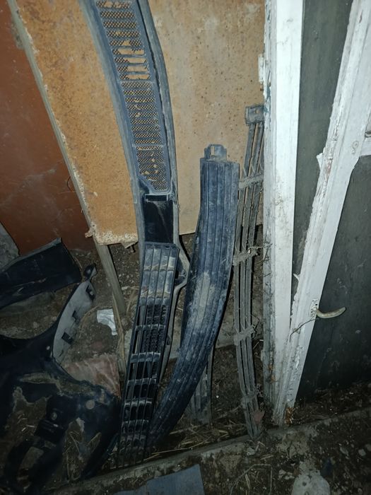 Продам запчасти Ауди