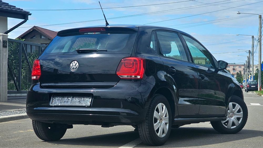 VOLKSWAGEN Polo 2015 — imagine 3