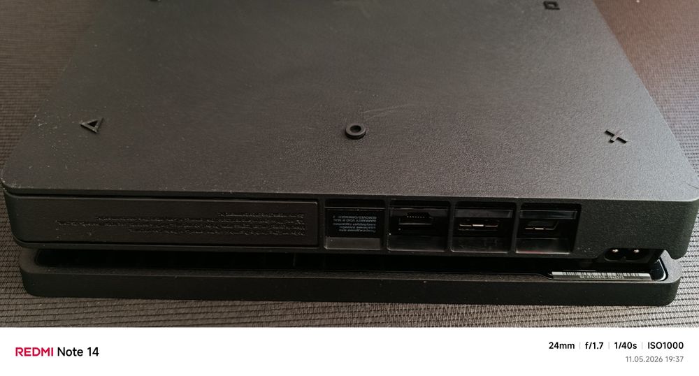 PlayStation 4 slim б/у