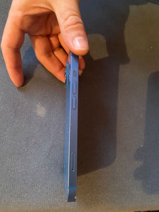 Продам айфон 13 в хорошем состоянии