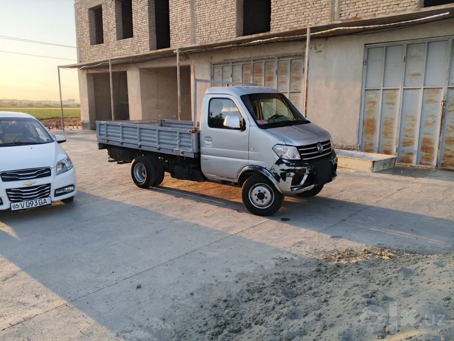 Dongfeng yuk moshina