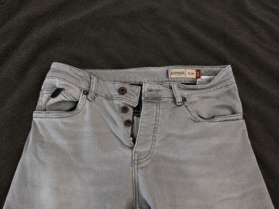 Kaporal Jeans Slim US 28 – светли сиви дънки