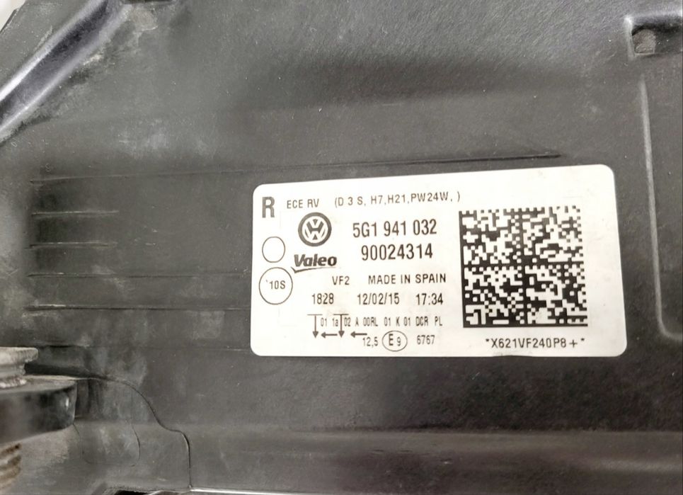 Ляв фар Голф 7 VW GOLF 7 VII XENON LED 5G1941031