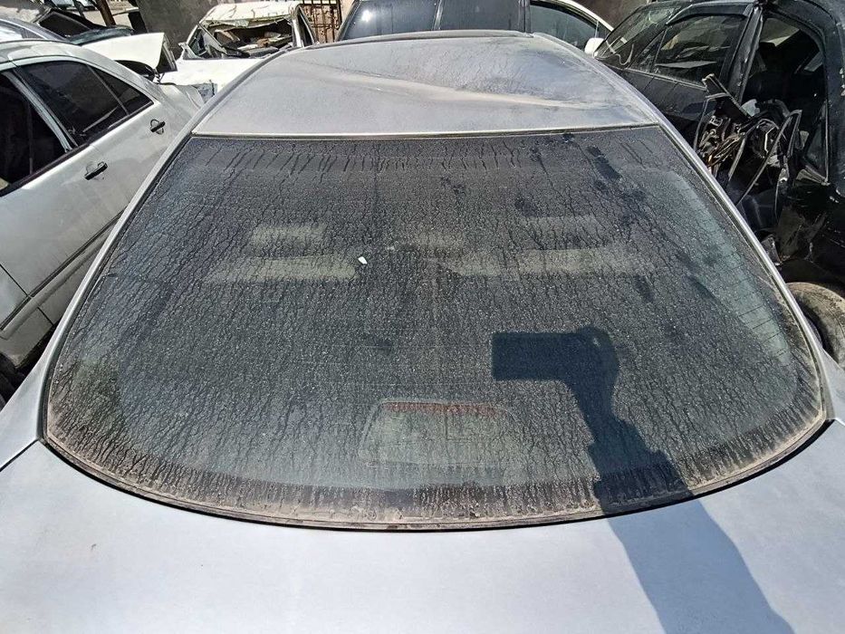 Лобовое стекло заднее для Lexus ES300-330