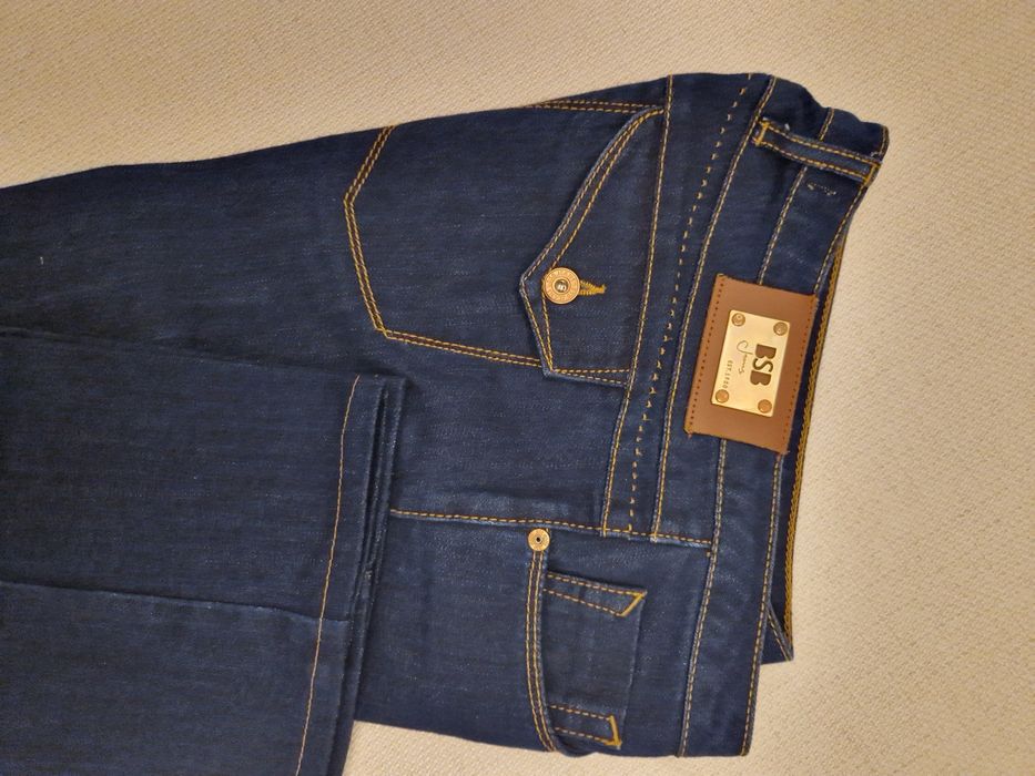 Blugi/Pantaloni/Jeans dama evazati BSB