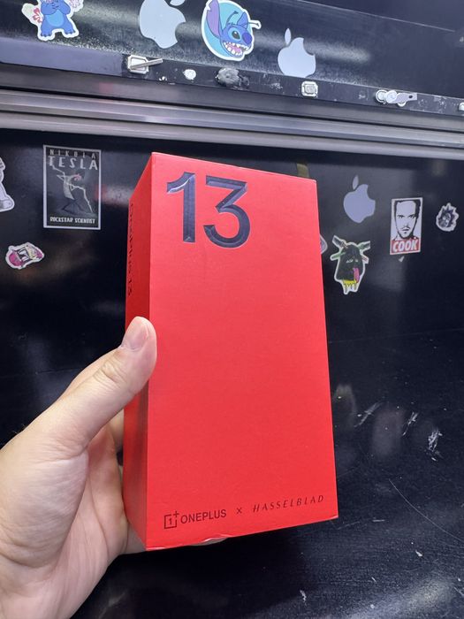 Телефон oneplus 13 16/512 gb