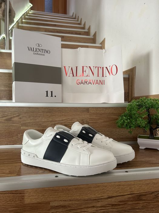 Valentino Garavani Open Rockstud
