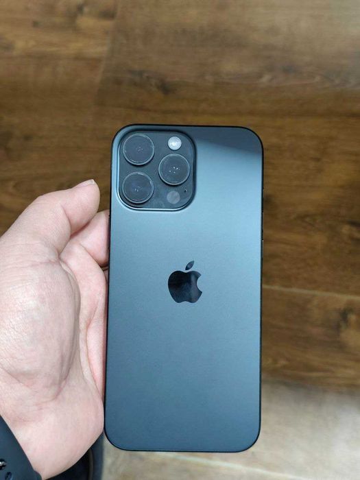 iphone 16 pro max , 94%