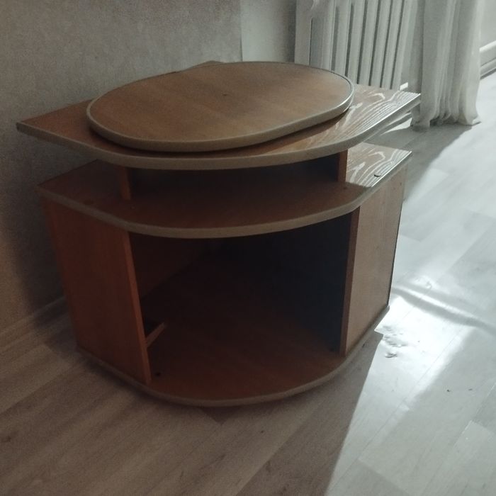 Отдам бесплатно  мебель