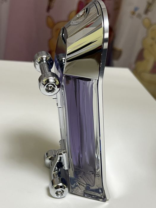 Parfum original Carolina Herrera 212 Heroes