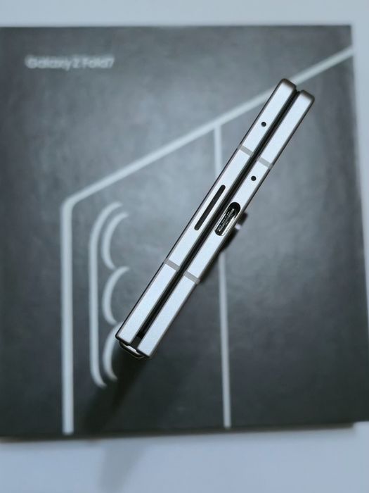 Vand/schimb Samsung Z Fold7 256gb