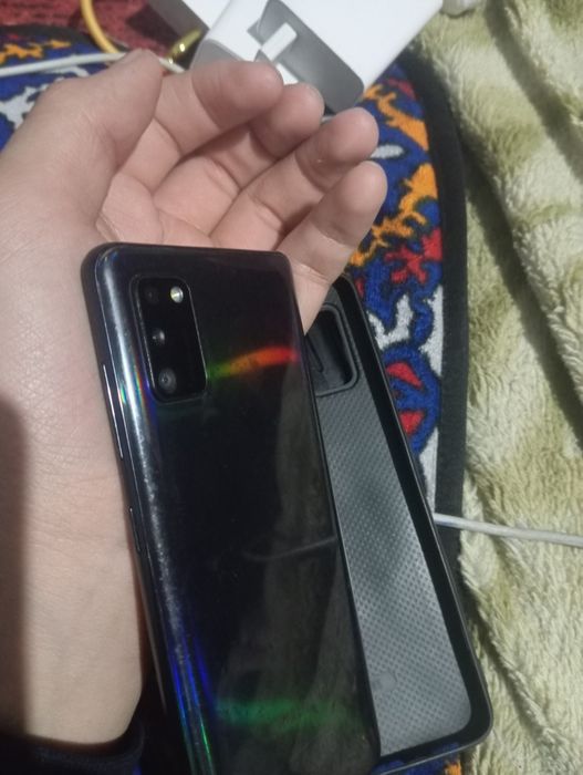 Samsung A 41 xotira 64 Ram 6