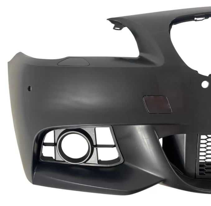 Предна M-Tech дизайн броня БМВ BMW 2014+ F10 / F11 с отвори парктроник