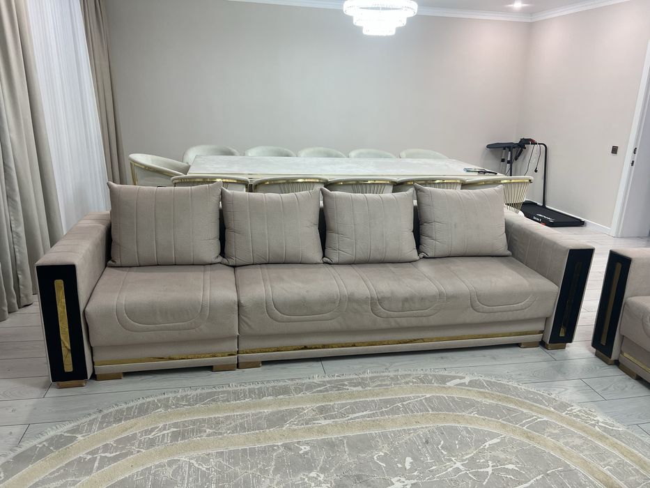 Диван в хорошем состоянии