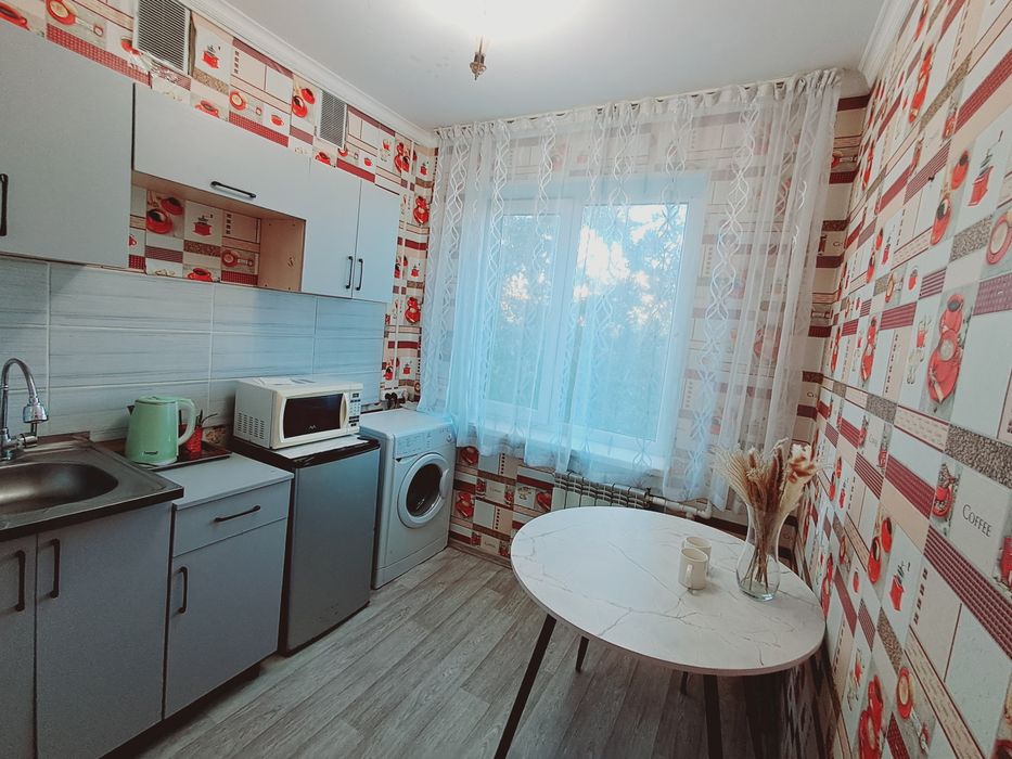 Кв. посуточ только парам.День-5000,Ночь-8000