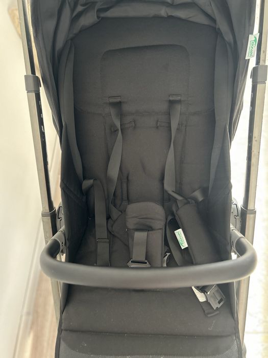 Продам коляску 2в1