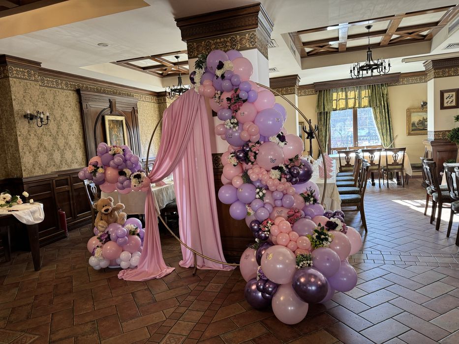 Decor nunta /botez/majorat /arcada baloane /flori