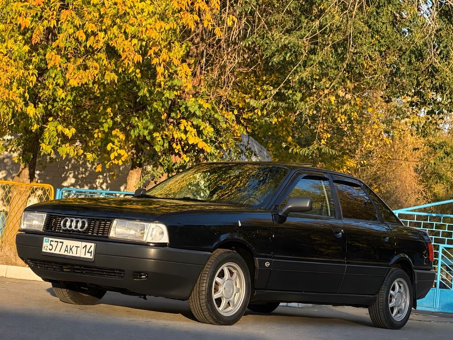 AUDI 80 B3 2.0 в хорошем состоянии