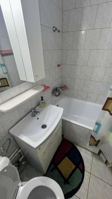 Garsonieră  de  închiriat, zona  Piața Mică