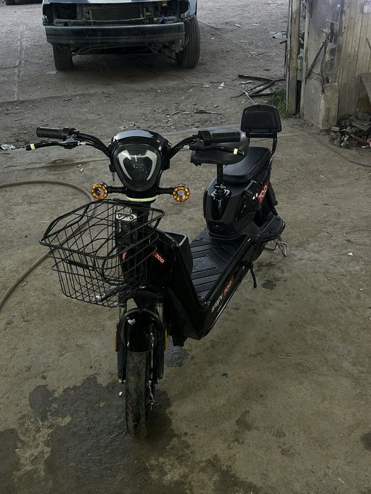 Электро скутер Snapy 700W