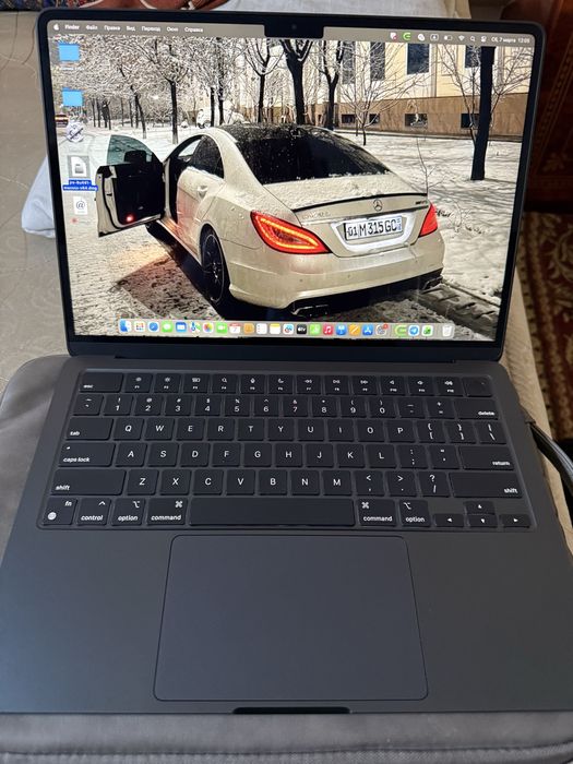 Mac book air m2 srochna sotiladi