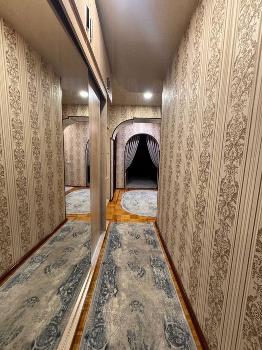 Продается СВОЯ 4-х комнатная квартира. Цена договорная!