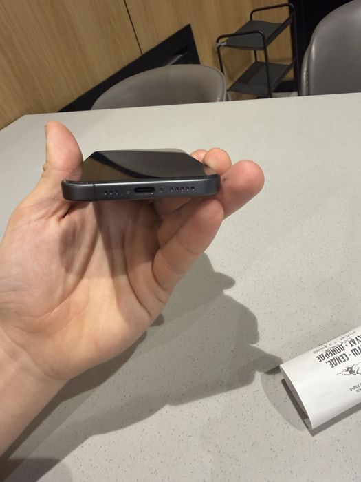 iPhone 17 с нарантей
