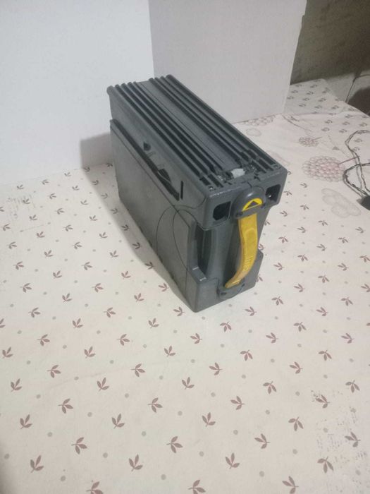 Продам купюроприемники  MEI Advance