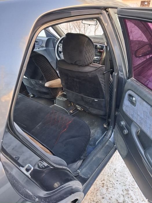 Продам автомобиль Мазда 626