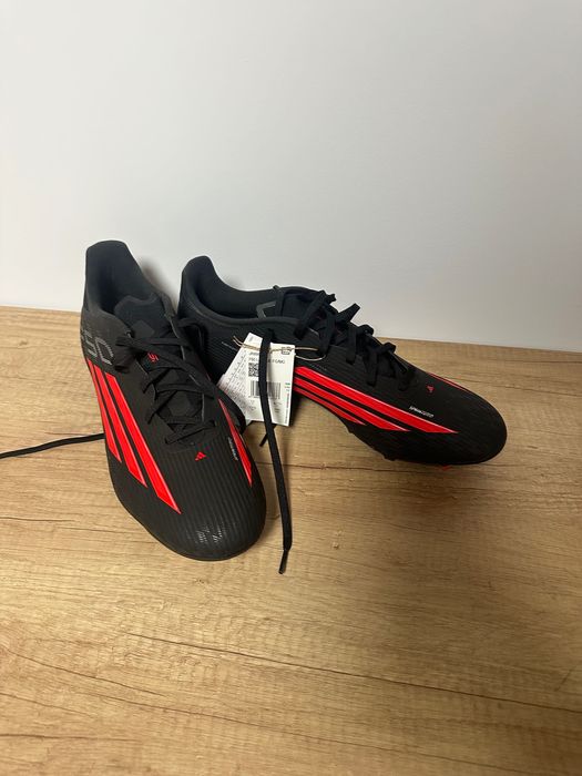 Ghete fotbal Adidas f50