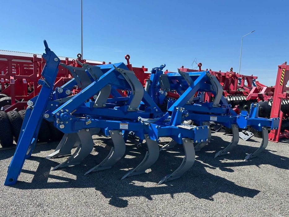 Плуг чизельный полунавесной ПЧП-6,0МК