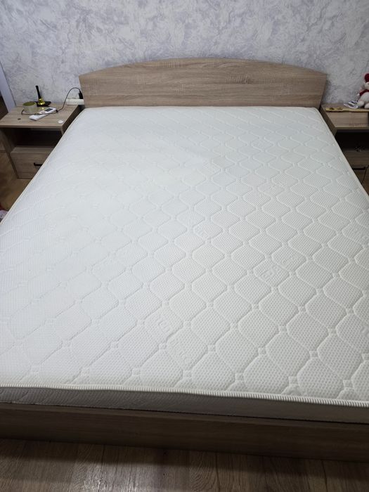 Легло с матрак 160/200
