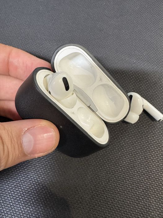 SROCHNIY ORIGINAL Airpods pro 1 xolati zor