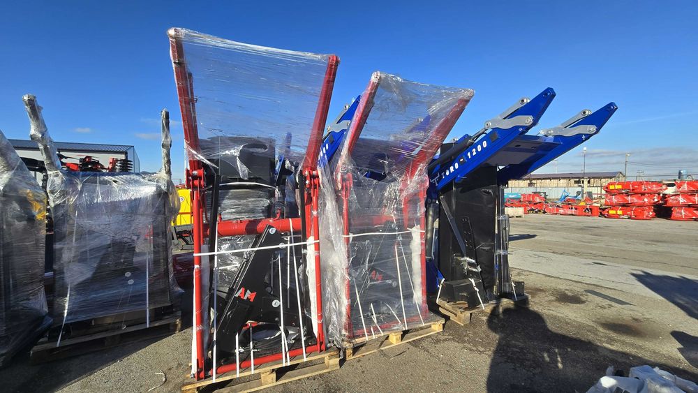 Коммунальная техника: щетки, отвалы, КУНы, погрузчики,