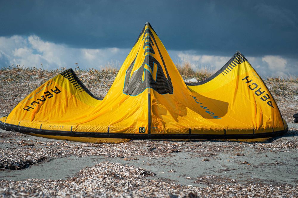 РАЗПРОДАЖБА на кайтове North Reach 2025, размери 7м 9м 12м