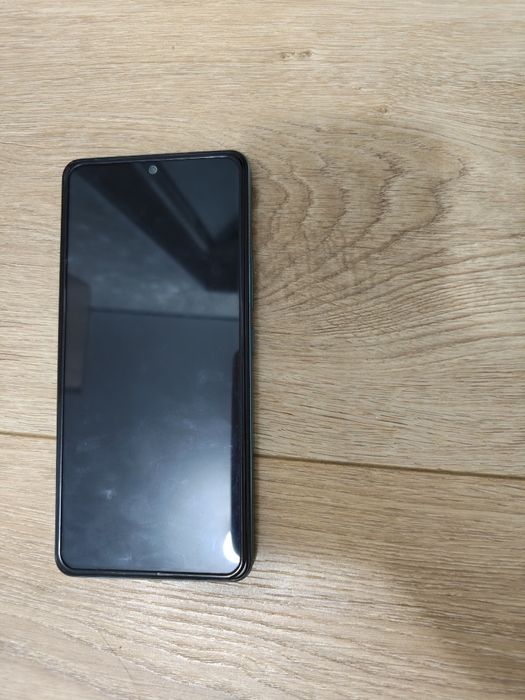 Vivo V27e б/у (можно обмен)