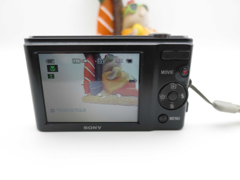 Sony Cyber-shot DSC W800 ултра компактен цифро фотоапарат в черен цвят, дигитална камера 20.1 MP CCD, 5x Оптичен Зум, като НОВА, работи отлично!