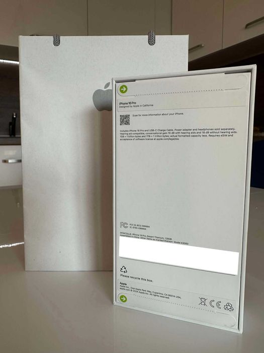 iPhone 16 Pro, Desert Titanium, 128 GB, 1 година международна гаранция