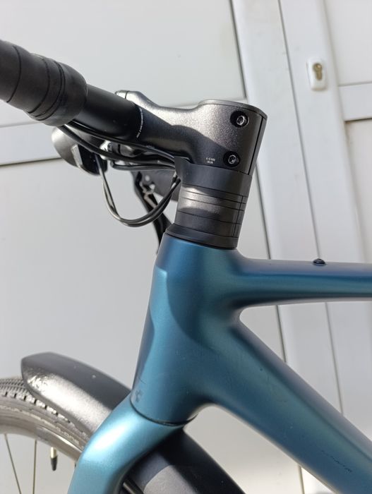 Gravel Bike CUBE Nuroad Race FE