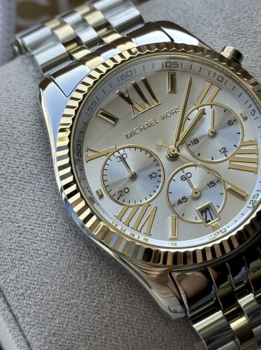 Часы кварцевые Michael Kors