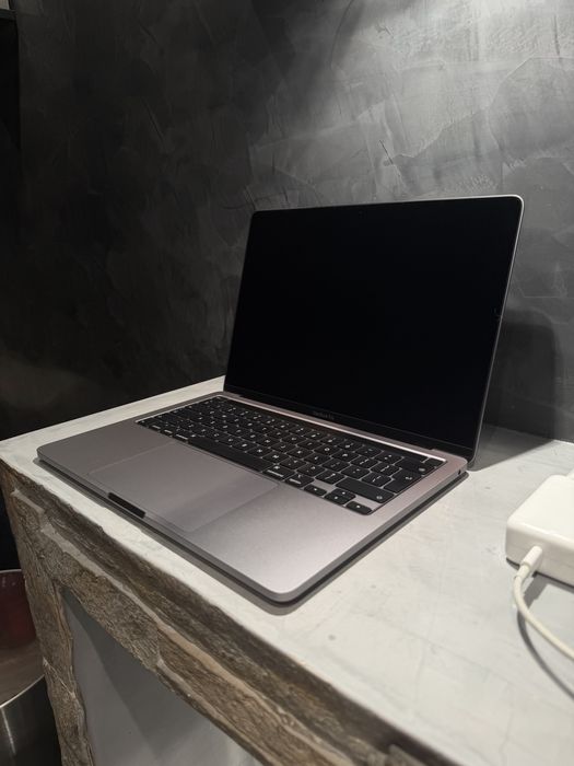 КАТО ЧИСТО НОВ Macbook Pro 2020 13.3" 256 GB