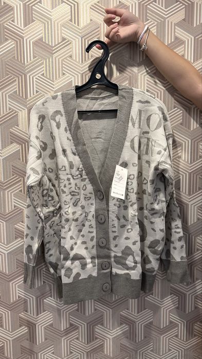 Продам кардиганы по супер цене.